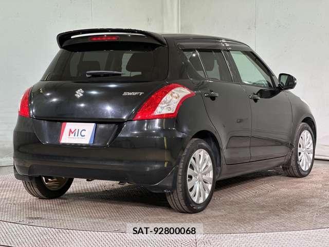 Suzuki SWIFT 2011-01 4989073-7
