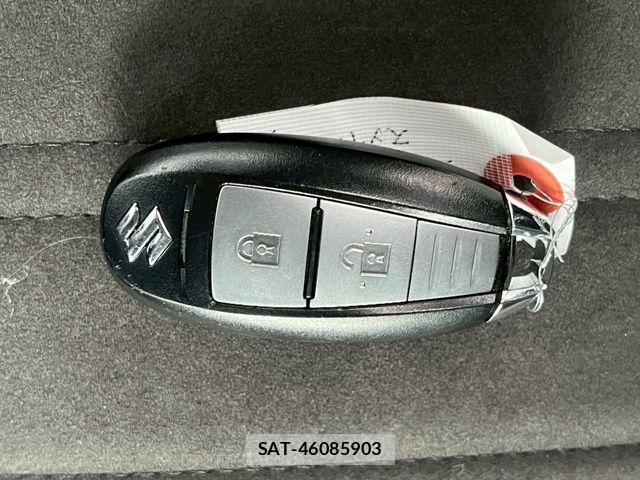 Suzuki SWIFT 2014-10 4989080-22