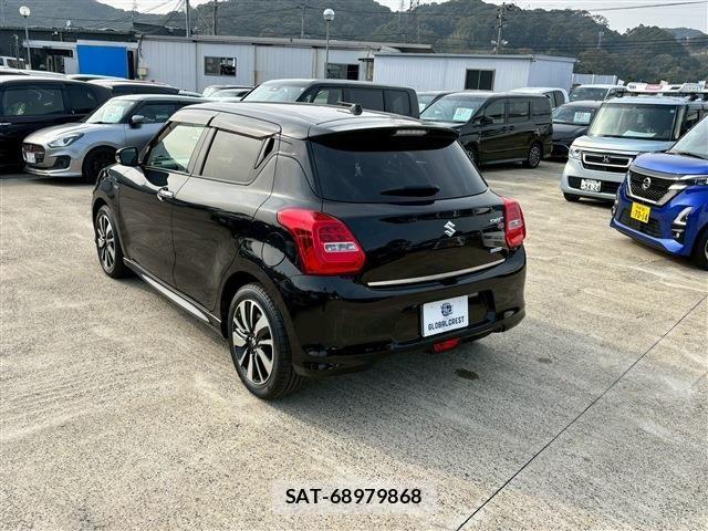 Suzuki SWIFT 2018-03 5880160-10