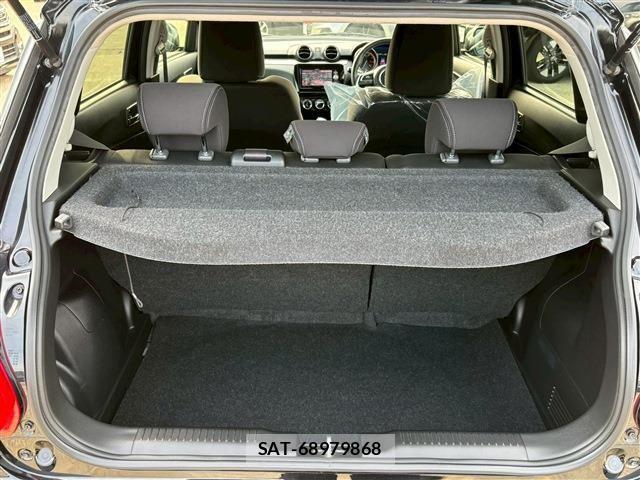 Suzuki SWIFT 2018-03 5880160-5
