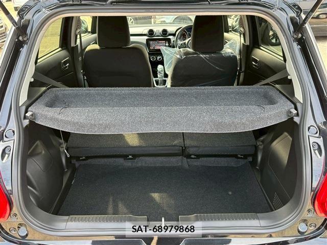 Suzuki SWIFT 2018-03 5880160-6