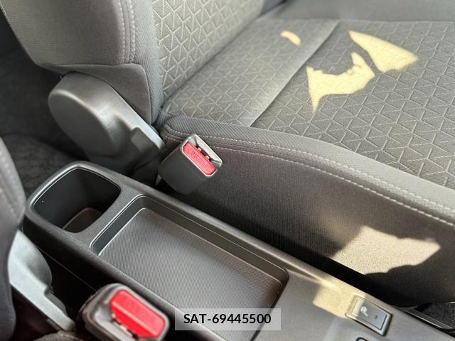 Suzuki SWIFT 2024-07 5880097-28