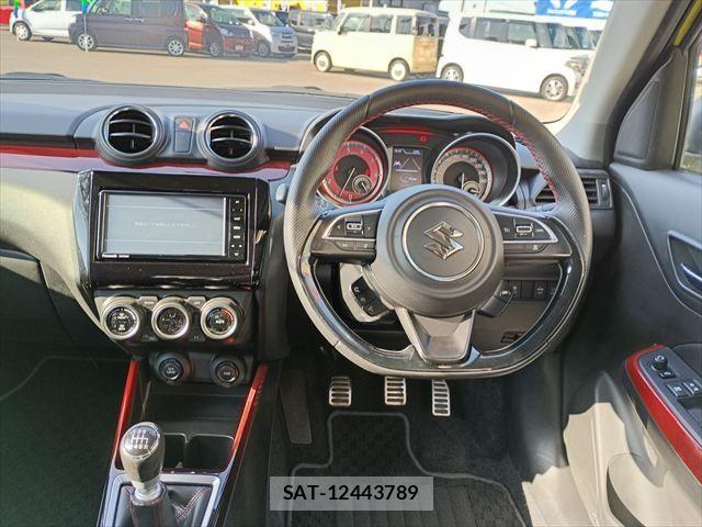 Suzuki SWIFT 2019-08 5880156-1