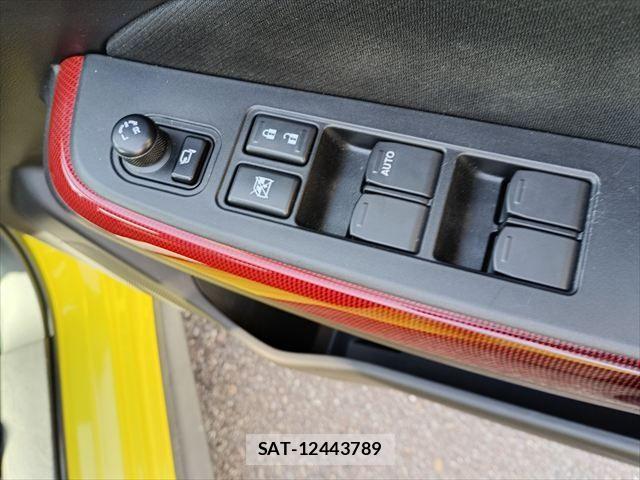 Suzuki SWIFT 2019-08 5880156-26