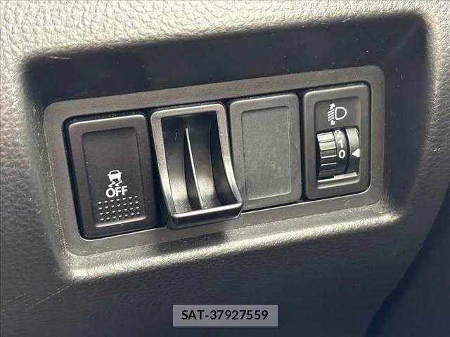 Suzuki SWIFT 2013-08 6020361-24