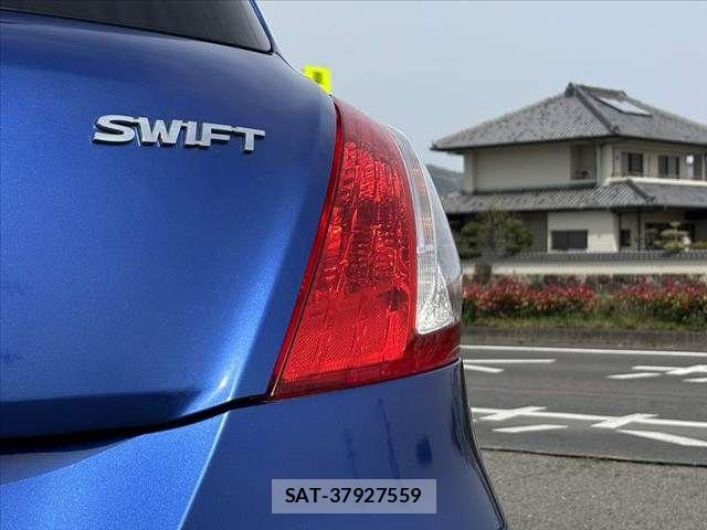 Suzuki SWIFT 2013-08 6020361-29