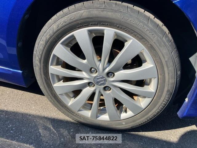 Suzuki SWIFT 2012-08 6020345-13