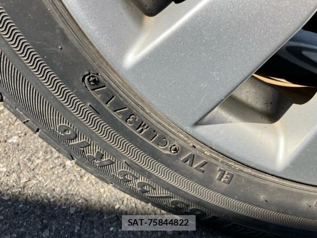 Suzuki SWIFT 2012-08 6020345-15