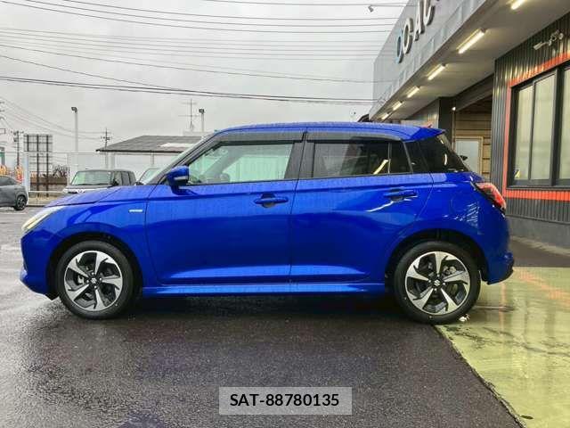 Suzuki SWIFT 2023-12 6020228-17