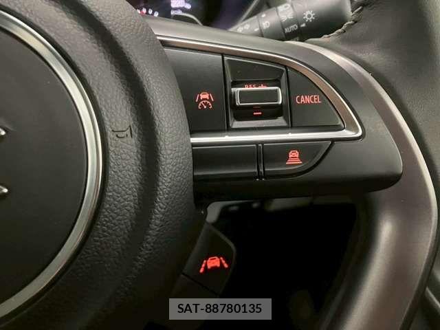 Suzuki SWIFT 2023-12 6020228-6