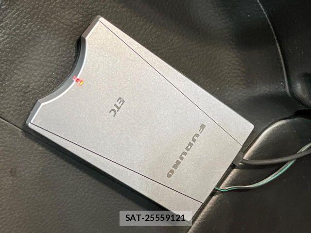 Suzuki SWIFT 2015-09 6020330-4