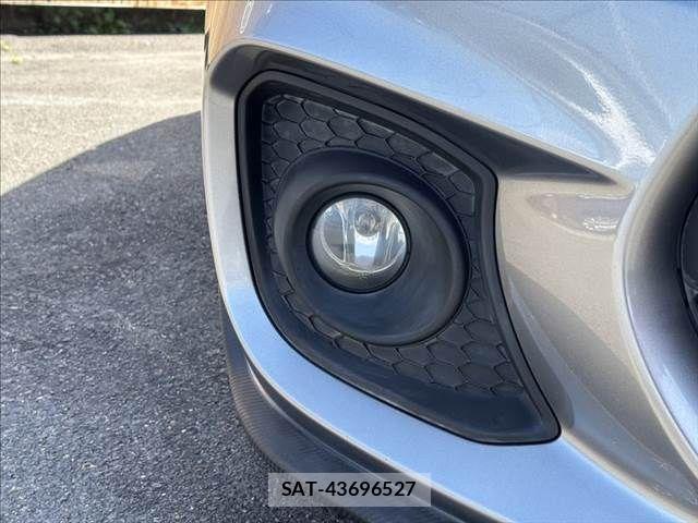 Suzuki SWIFT 2018-02 6247752-25