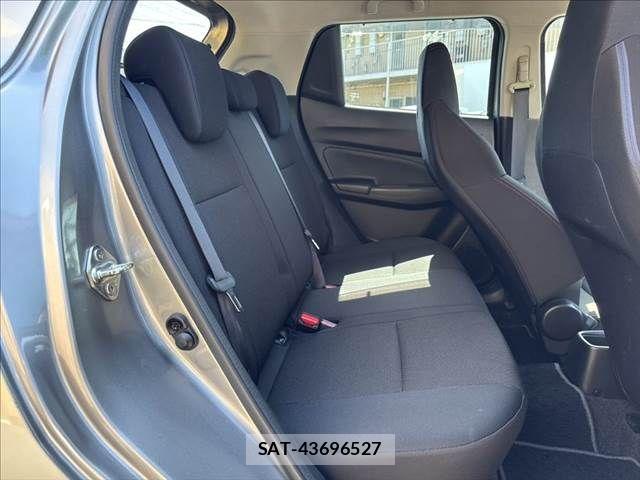 Suzuki SWIFT 2018-02 6247752-8