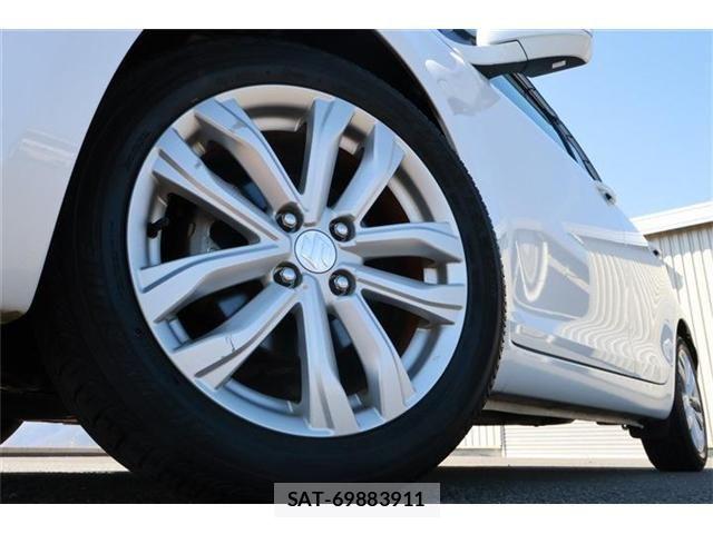 Suzuki SWIFT 2015-02 6247762-11