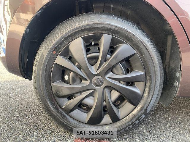 Suzuki SWIFT 2019-05 6247763-27