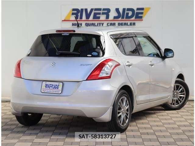Suzuki SWIFT 2010-11 6247778-5