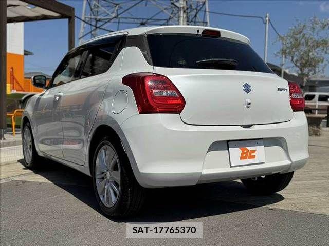 Suzuki SWIFT 2017-10 6247764-12