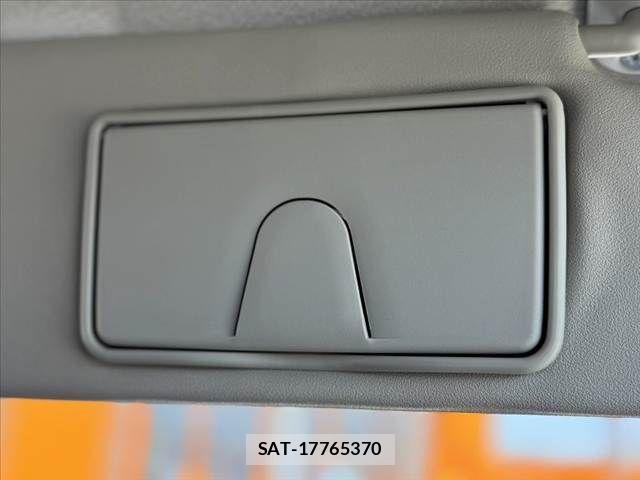 Suzuki SWIFT 2017-10 6247764-27