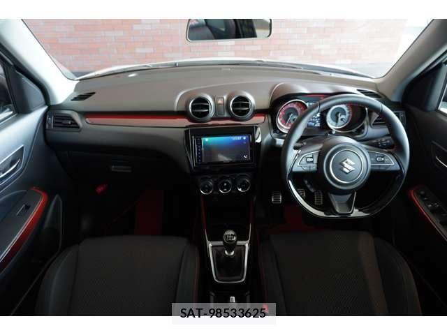 Suzuki SWIFT 2022-02 6247735-10