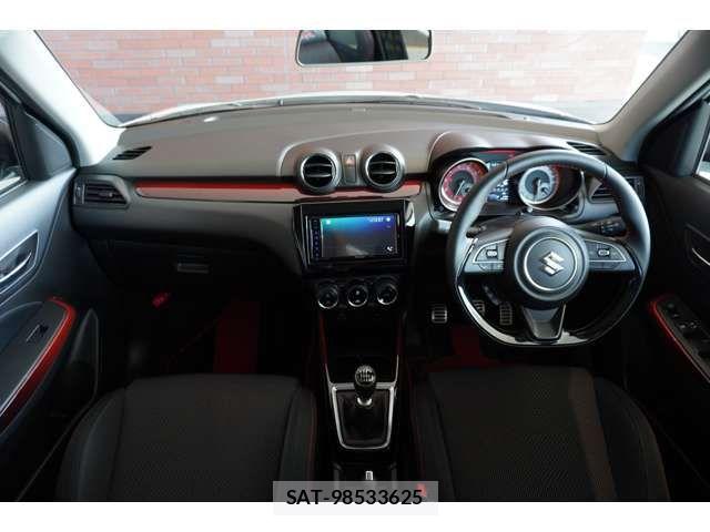 Suzuki SWIFT 2022-02 6247735-4