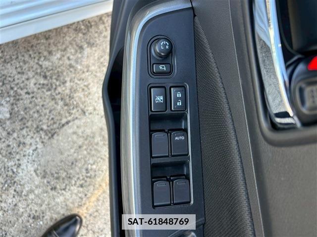 Suzuki SWIFT 2019-09 6503987-15
