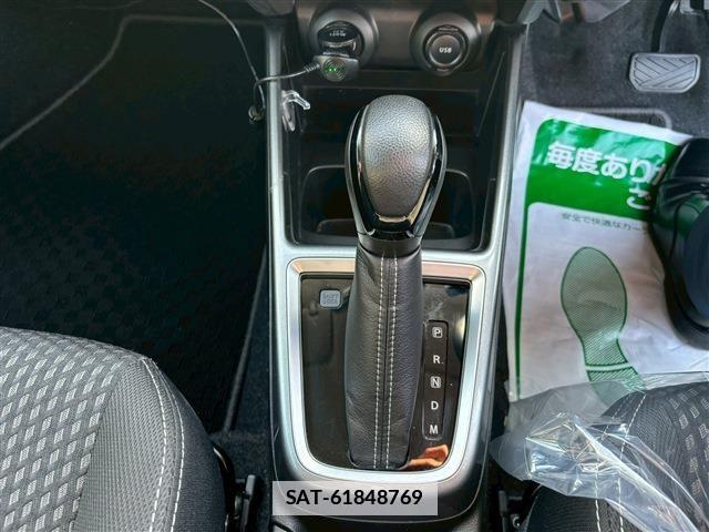 Suzuki SWIFT 2019-09 6503987-28