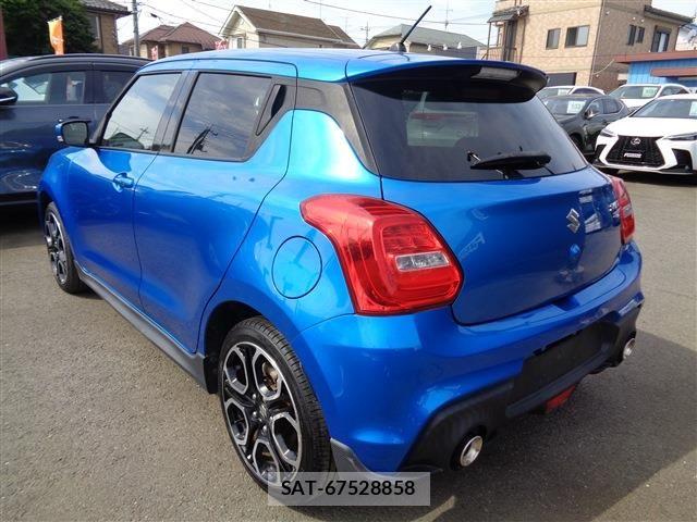 Suzuki SWIFT 2022-05 6503978-5