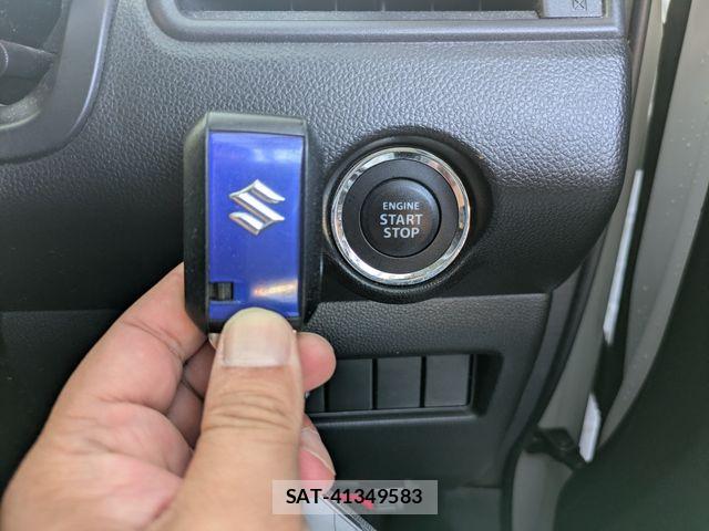 Suzuki SWIFT 2017-10 6615126-10