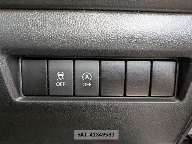 Suzuki SWIFT 2017-10 6615126-11