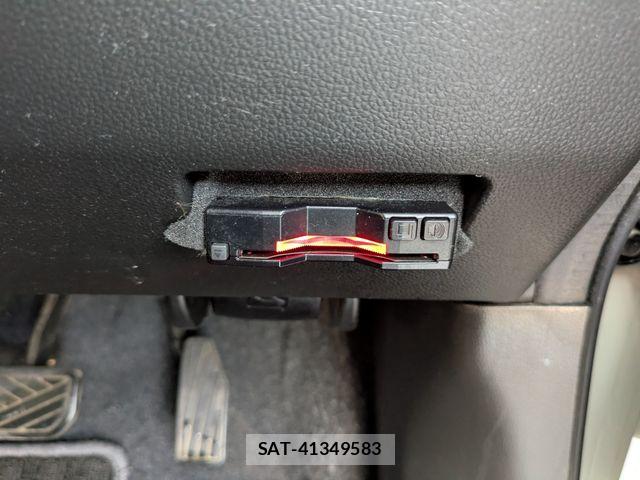 Suzuki SWIFT 2017-10 6615126-13