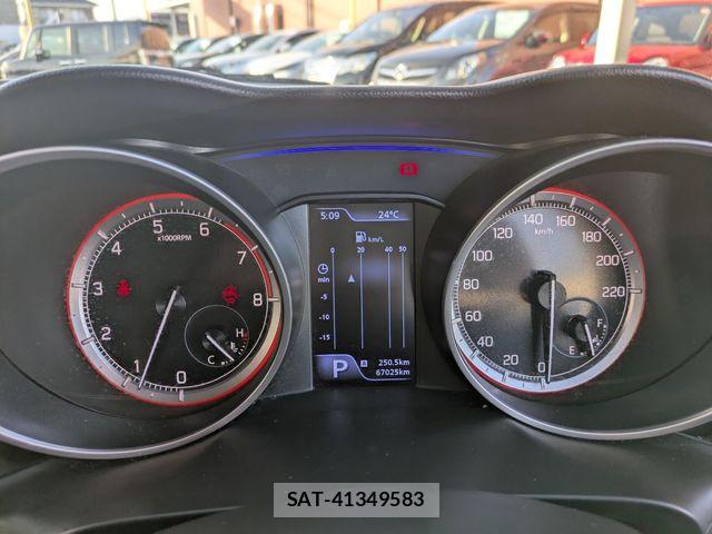 Suzuki SWIFT 2017-10 6615126-28