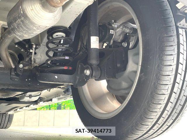 Suzuki SWIFT 2023-12 6673834-19