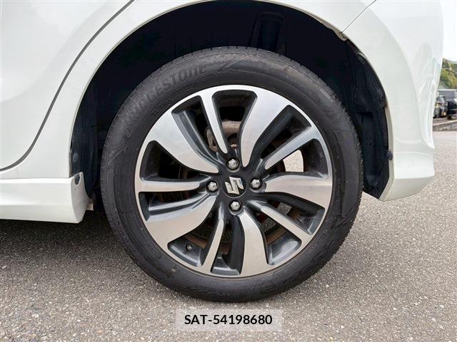 Suzuki SWIFT 2017-11 6673837-10