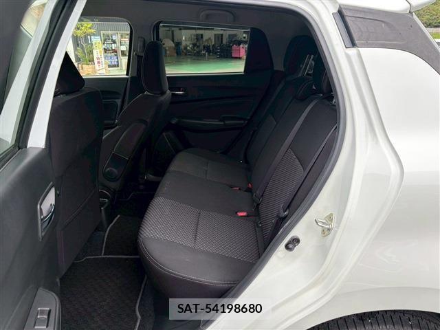 Suzuki SWIFT 2017-11 6673837-14