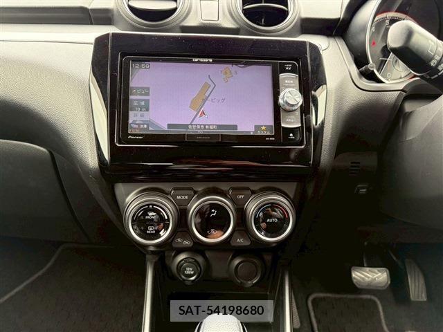 Suzuki SWIFT 2017-11 6673837-23