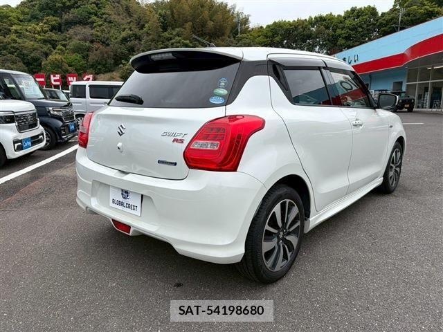 Suzuki SWIFT 2017-11 6673837-5