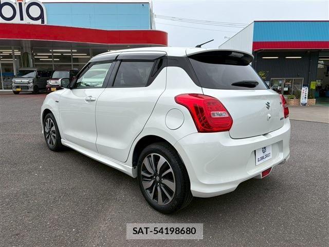 Suzuki SWIFT 2017-11 6673837-7