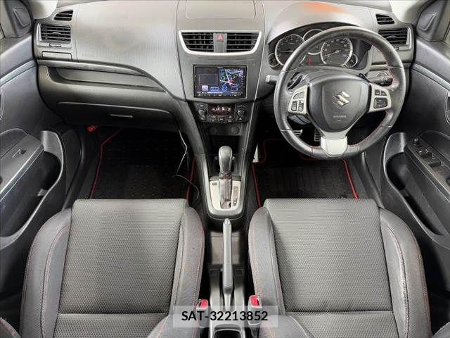 Suzuki SWIFT 2012-06 6673842-1