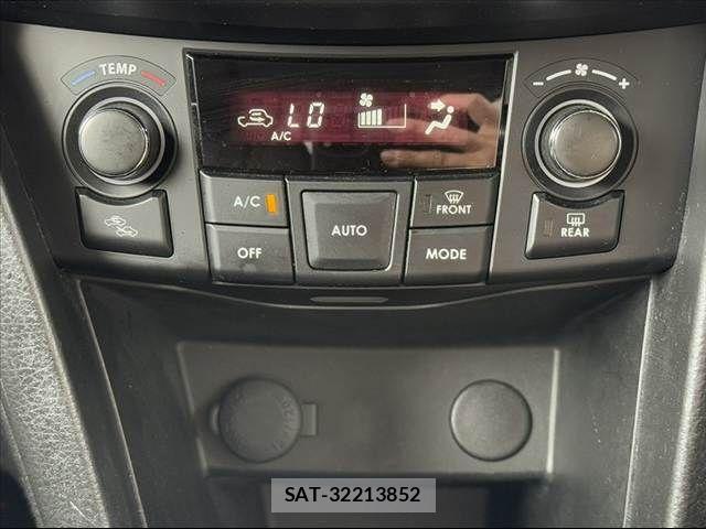 Suzuki SWIFT 2012-06 6673842-23