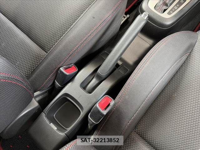 Suzuki SWIFT 2012-06 6673842-24