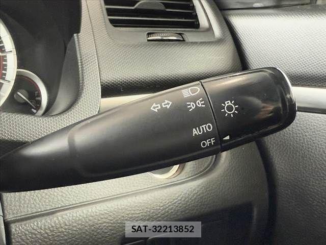 Suzuki SWIFT 2012-06 6673842-27