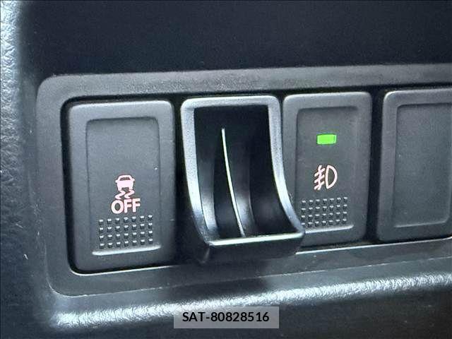Suzuki SWIFT 2015-09 6678345-14