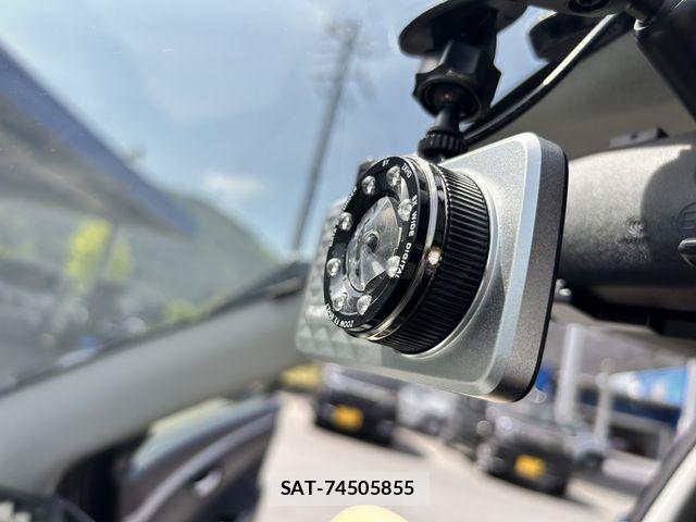 Suzuki SWIFT 2013-10 6678346-11