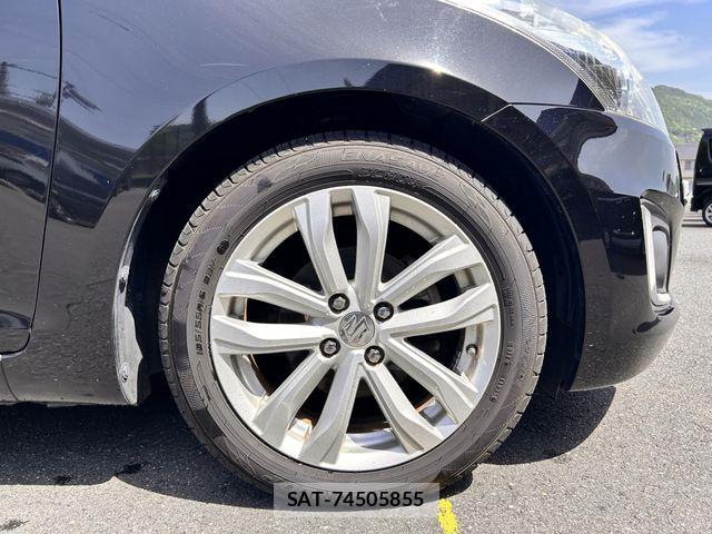 Suzuki SWIFT 2013-10 6678346-19