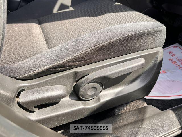 Suzuki SWIFT 2013-10 6678346-23