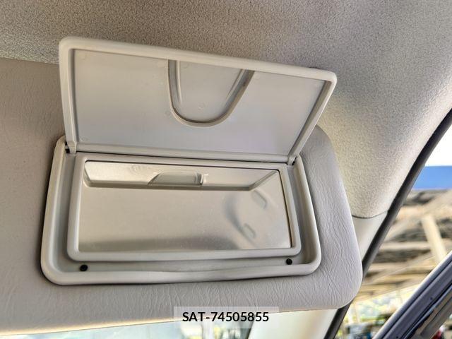 Suzuki SWIFT 2013-10 6678346-25