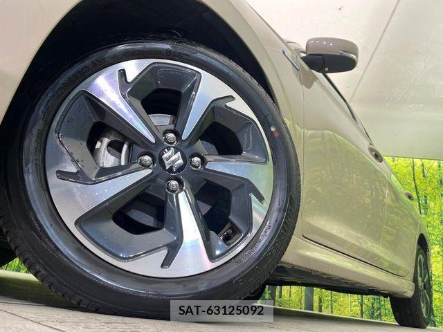 Suzuki SWIFT 2023-12 6678332-12