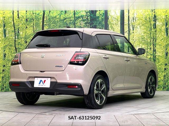 Suzuki SWIFT 2023-12 6678332-16