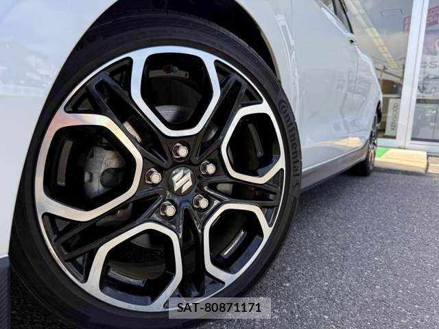 Suzuki SWIFT 2018-04 6678336-4