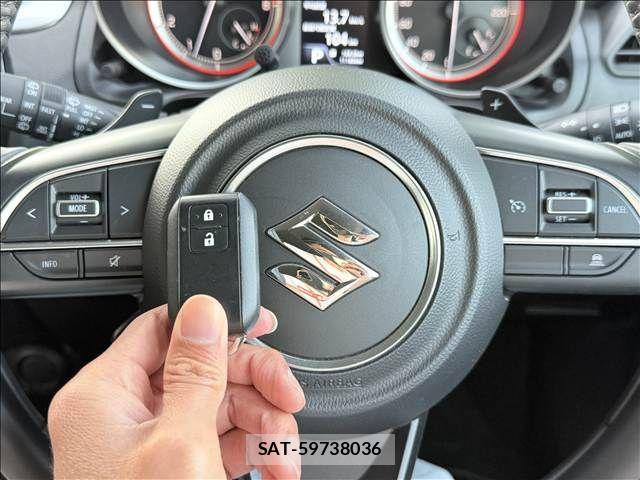 Suzuki SWIFT 2018-07 6691302-17